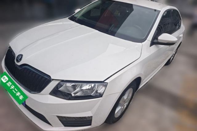 Used Skoda Octavia 2017 Classic Model 1.6L Manual Standard Edition