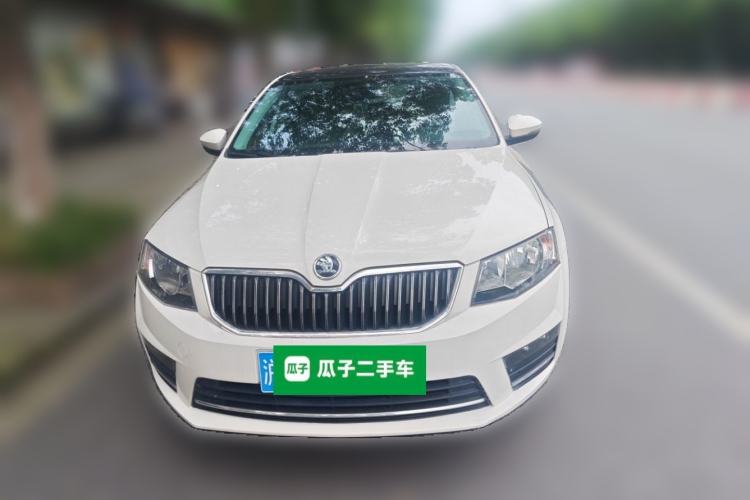 Used Skoda Octavia 2017 1.6L Automatic Smart Drive Edition Front