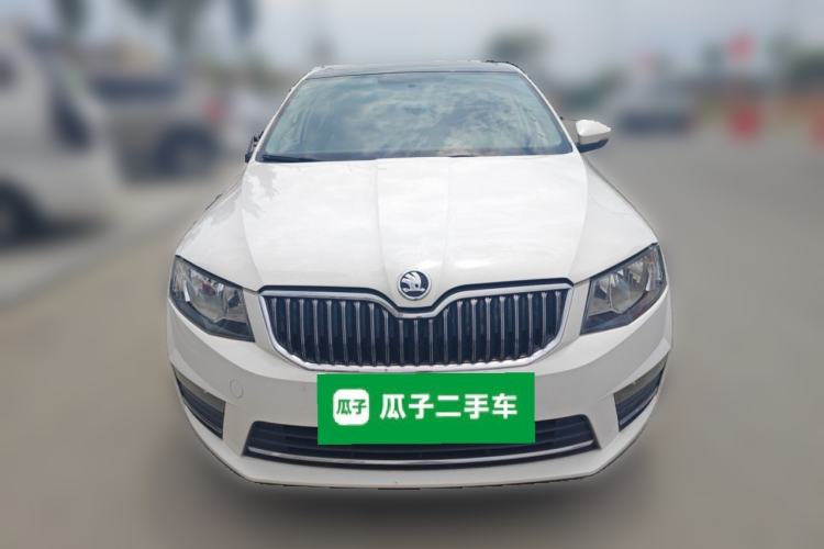 Used Skoda Octavia 2017 1.6L Manual Smart Drive Edition Front