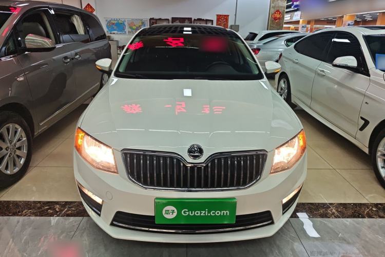 Used Skoda Octavia 2017 1.6L Automatic Smart Drive Edition Front