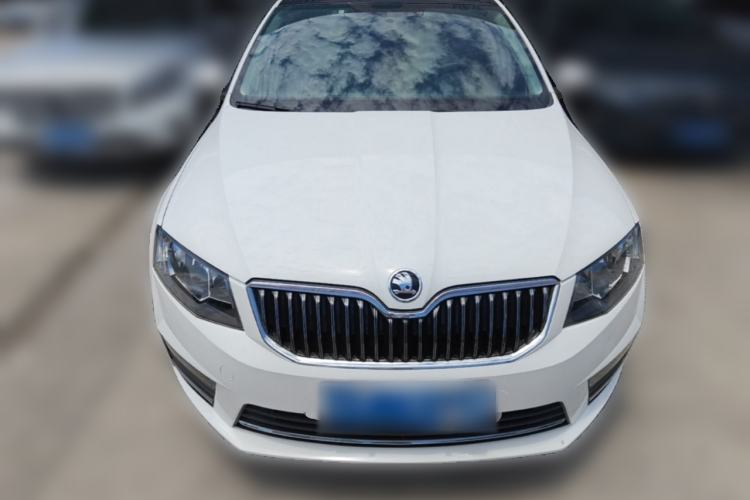 Used Skoda Octavia 2017 1.6L Automatic Smart Drive Edition Front