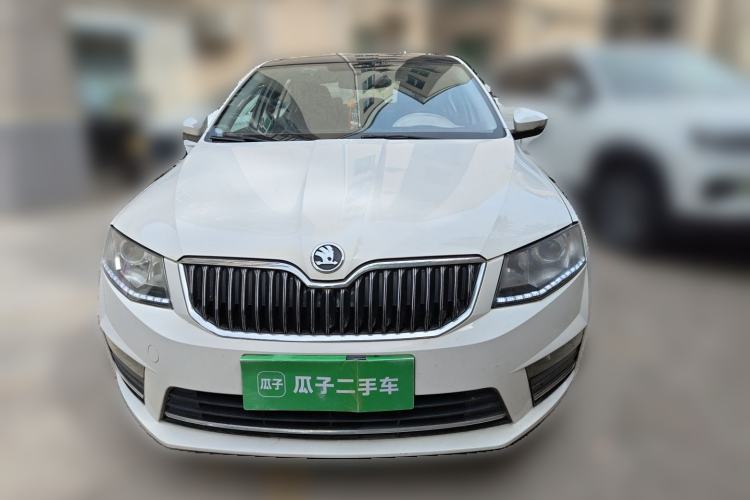 Used Skoda Octavia 2017 1.6L Manual Smart Drive Edition Front