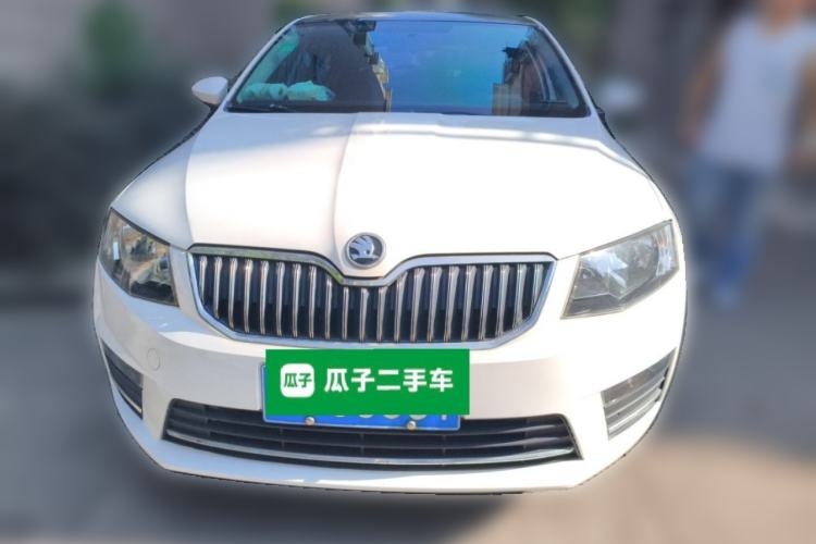 Used Skoda Octavia 2017 1.6L Manual Smart Drive Edition Front
