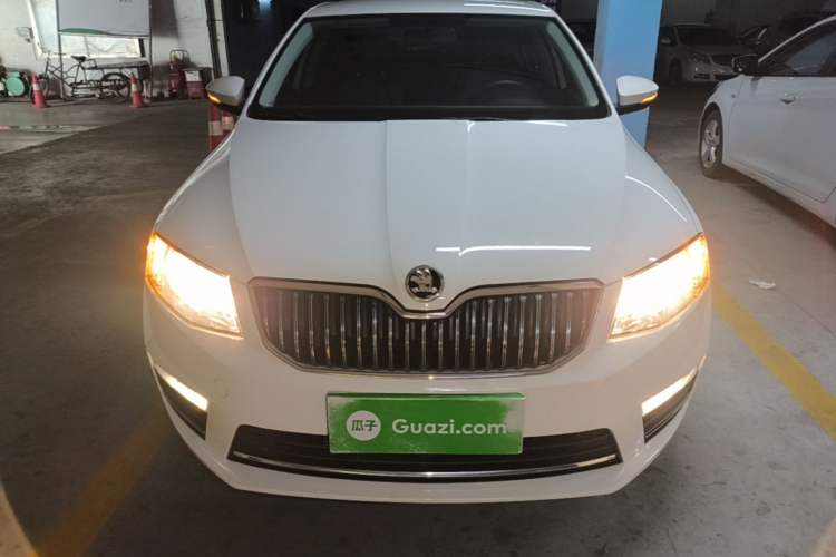 Used Skoda Octavia 2017 1.6L Manual Trend Edition Front