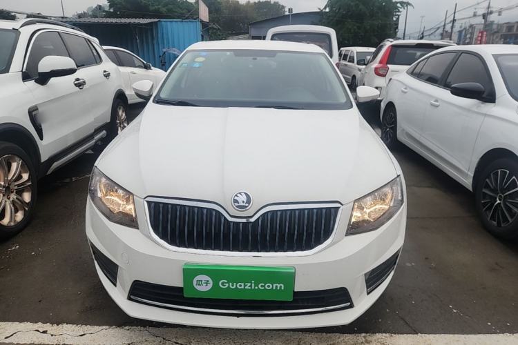 Used Skoda Octavia 2017 1.6L Automatic Chuanxing Edition Front