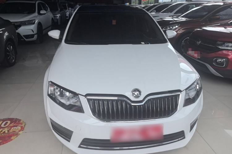 Used Skoda Octavia 2017 1.6L Automatic Smart Drive Edition Front
