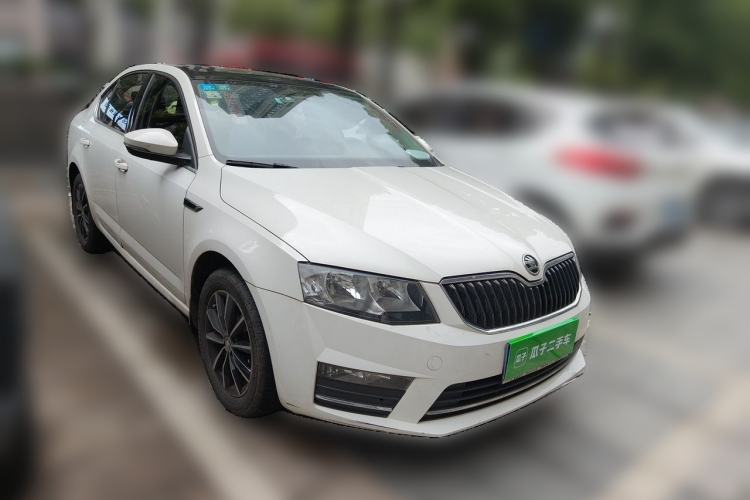 Used Skoda Octavia 2017 TSI280 DSG Smart Drive Edition Front Right 45 Deg