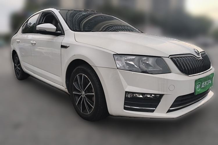 Used Skoda Octavia 2017 TSI280 DSG Smart Drive Edition Front Right 45 Deg