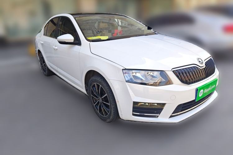Used Skoda Octavia 2017 1.6L Automatic Smart Drive Edition Front Right 45 Deg