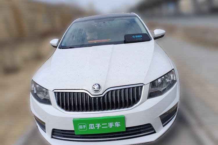 Used Skoda Octavia 2017 1.6L Manual Smart Drive Edition Front