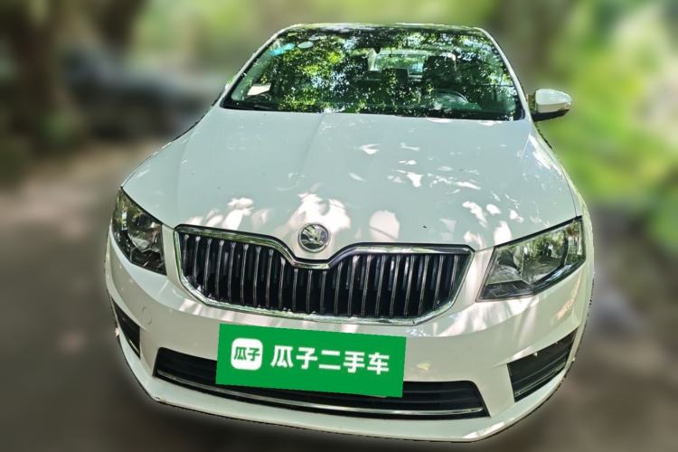 Used Skoda Octavia 2017 1.6L Manual Smart Drive Edition Front