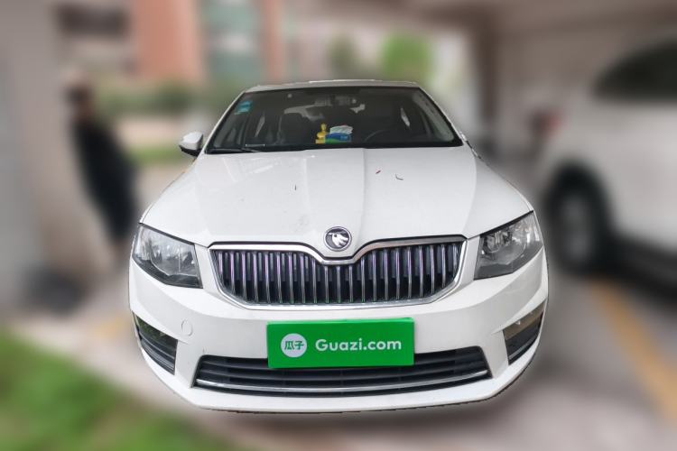Used Skoda Octavia 2017 1.6L Automatic Front-Wheel Drive Model Front