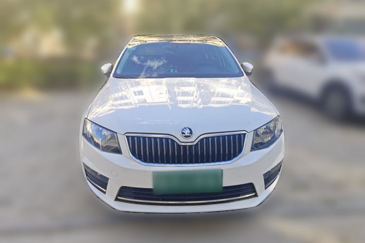 Used Skoda Octavia 2017 1.6L Automatic Chuanxing Edition Front