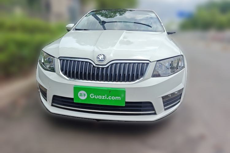Used Skoda Octavia 2017 1.6L Manual Smart Drive Edition Front
