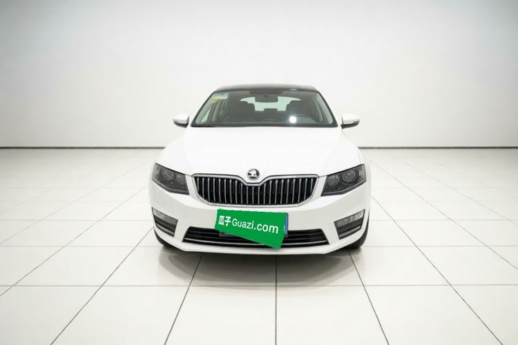 Used Skoda Octavia 2017 1.6L Automatic Smart Drive Edition Front