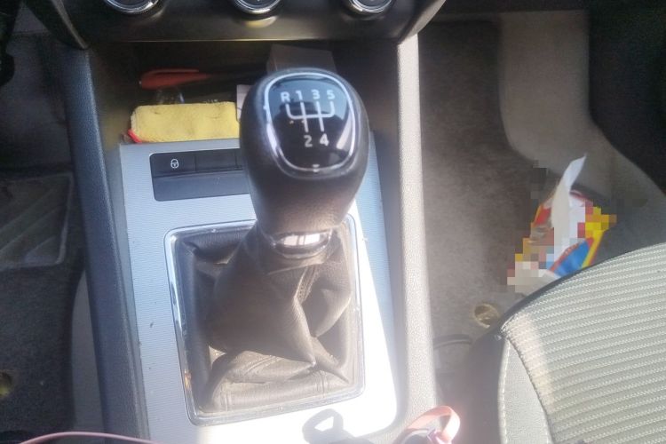 Used Skoda Octavia 2017 1.6L Manual Trend Edition Gear Lever