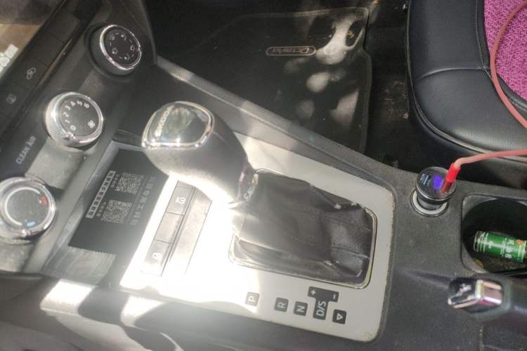 Used Skoda Octavia 2017 1.6L Automatic Chuanxing Edition Gear Lever