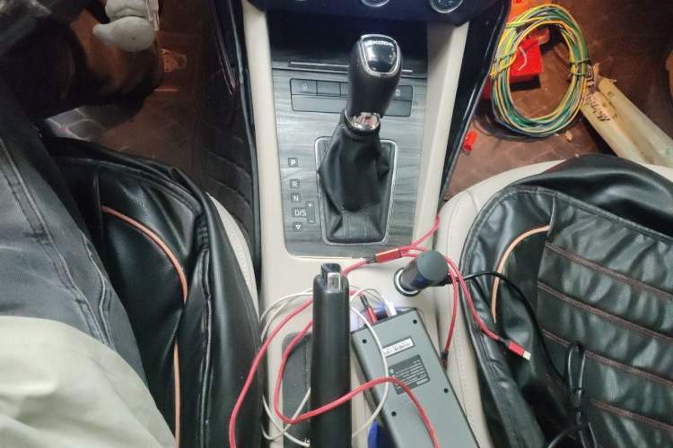 Used Skoda Octavia 2017 1.6L Automatic Smart Drive Edition Gear Lever