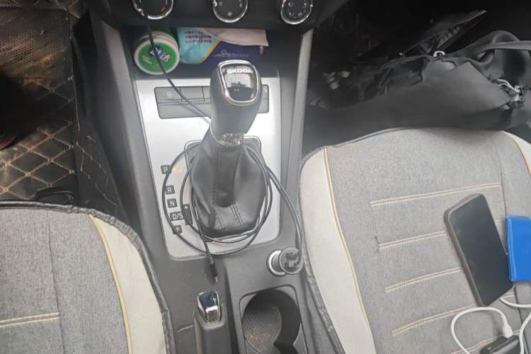 Used Skoda Octavia 2017 1.6L Automatic Chuanxing Edition Gear Lever