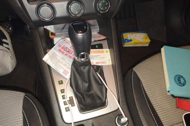 Used Skoda Octavia 2017 1.6L Automatic Chuanxing Edition Gear Lever