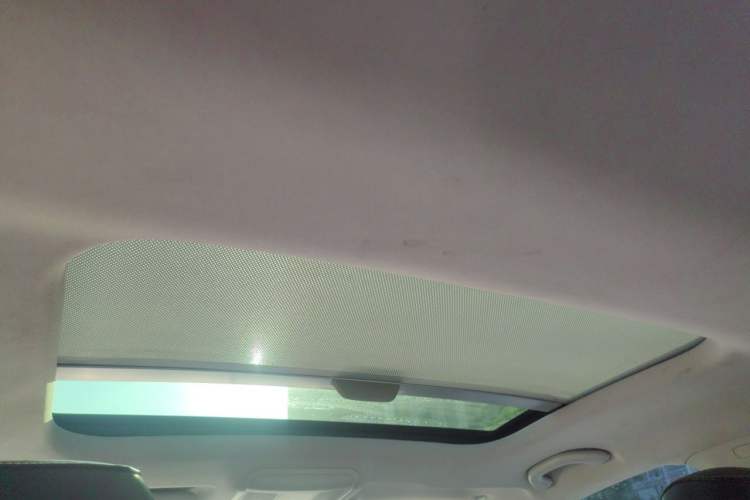 Used Skoda Octavia 2017 1.6L Automatic Smart Drive Edition Headliner