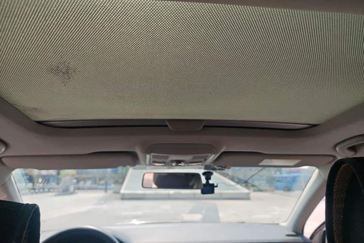 Used Skoda Octavia 2017 1.6L Automatic Smart Drive Edition Headliner