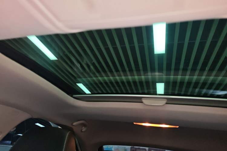 Used Skoda Octavia 2017 1.6L Automatic Smart Drive Edition Headliner