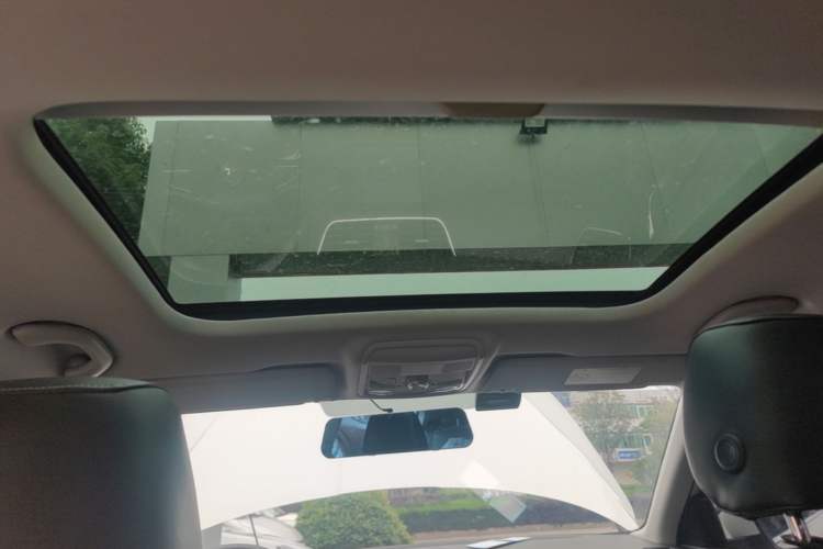 Used Skoda Octavia 2017 1.6L Automatic Smart Drive Edition Headliner