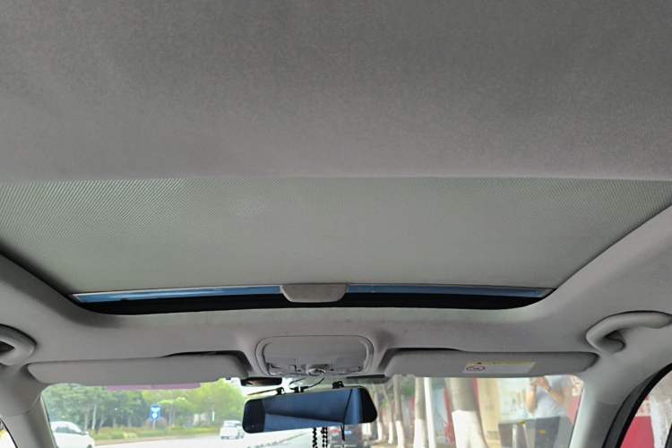 Used Skoda Octavia 2017 1.6L Automatic Smart Drive Edition Headliner