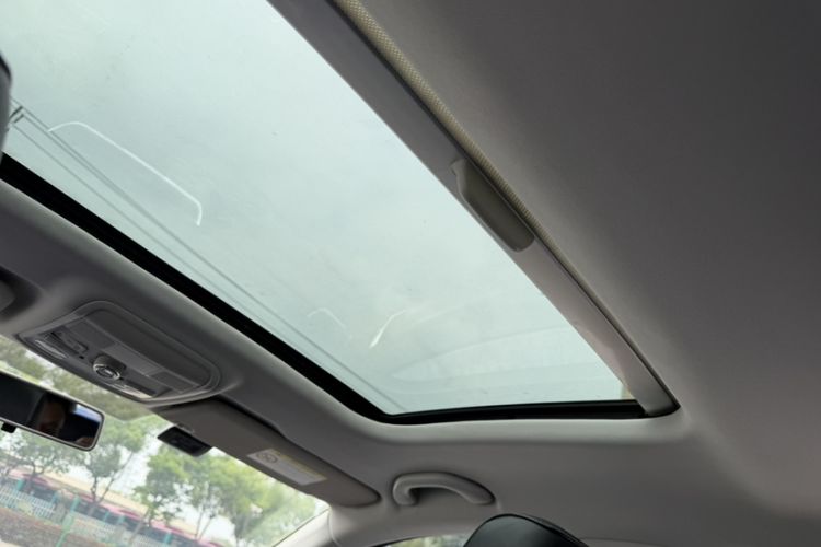 Used Skoda Octavia 2017 1.6L Automatic Smart Drive Edition Headliner
