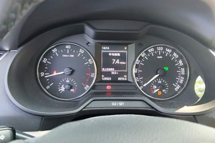 Used Skoda Octavia 2017 TSI280 DSG Smart Drive Edition Instrument Cluster