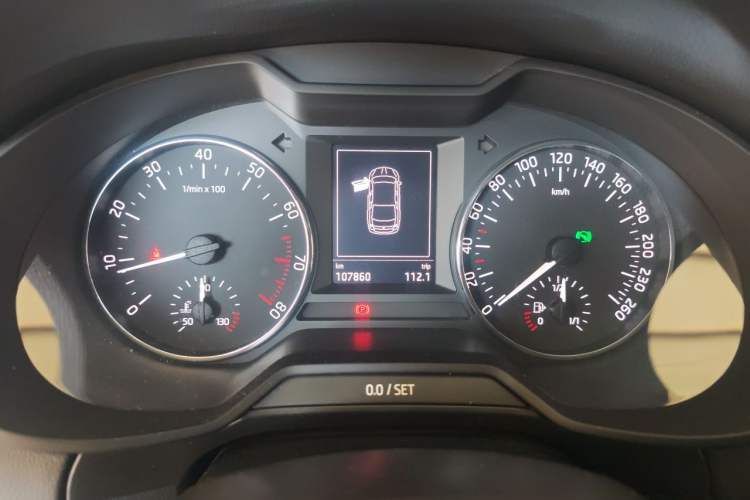 Used Skoda Octavia 2017 1.6L Automatic Smart Drive Edition Instrument Cluster