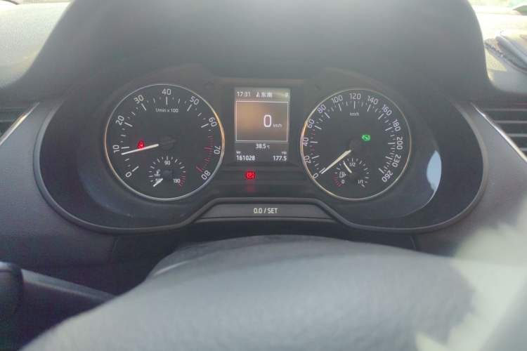 Used Skoda Octavia 2017 1.6L Automatic Smart Drive Edition Instrument Cluster