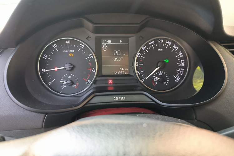Used Skoda Octavia 2017 Classic Model 1.6L Automatic Standard Edition Instrument Cluster