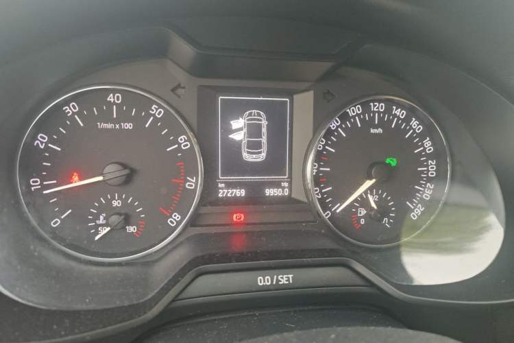 Used Skoda Octavia 2017 1.6L Automatic Smart Drive Edition Instrument Cluster