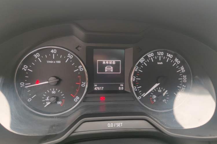 Used Skoda Octavia 2017 1.6L Automatic Smart Drive Edition Instrument Cluster