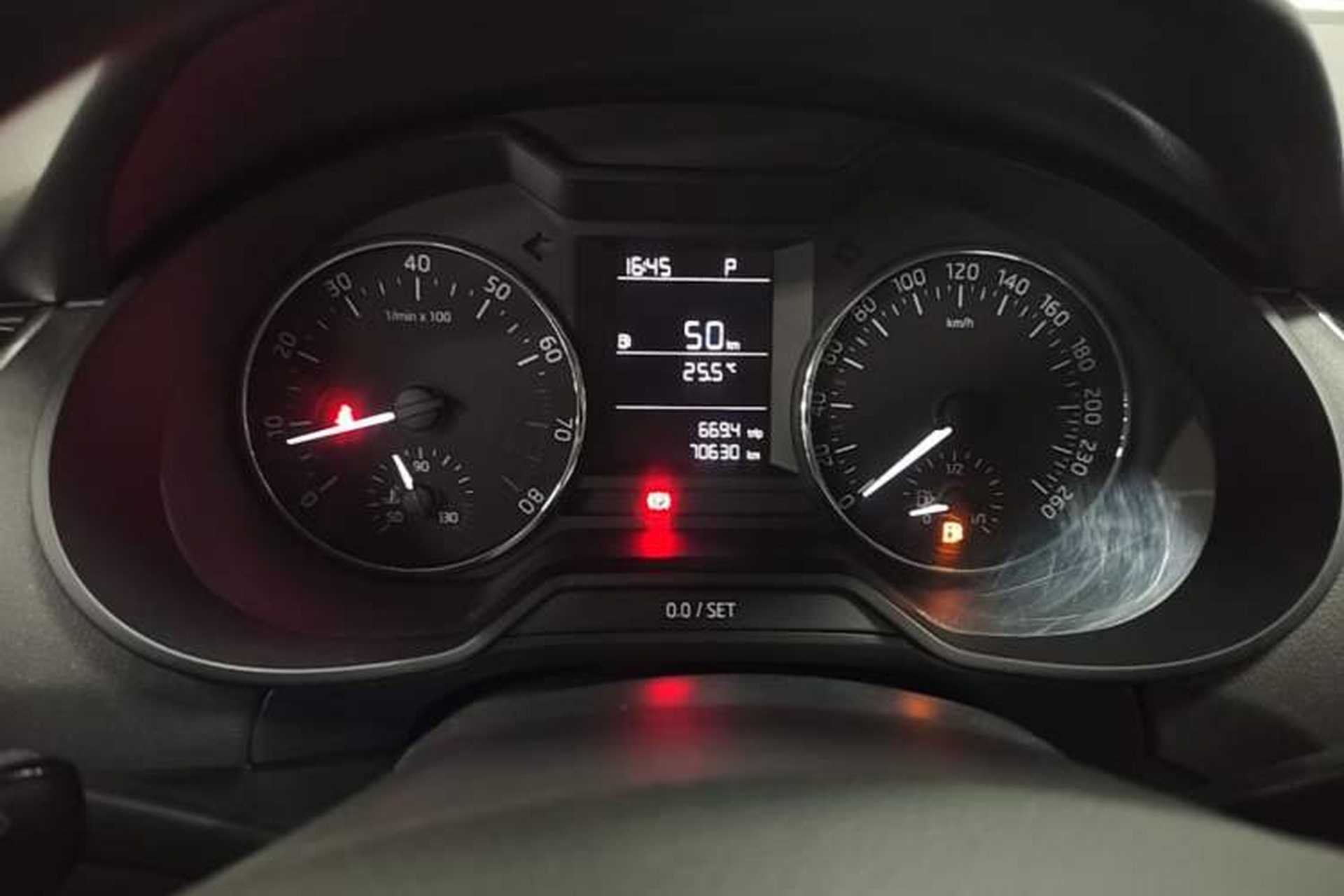 Used Skoda Octavia 2017 1.6L Automatic Chuanxing Edition Instrument Cluster