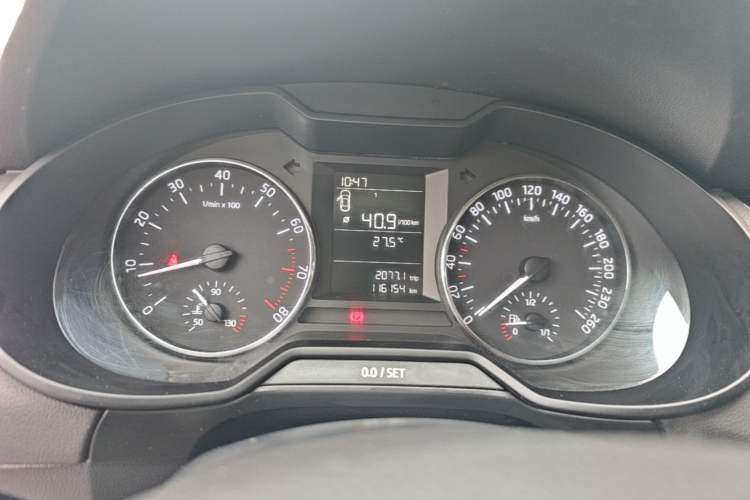 Used Skoda Octavia 2017 Classic Model 1.6L Manual Standard Edition Instrument Cluster