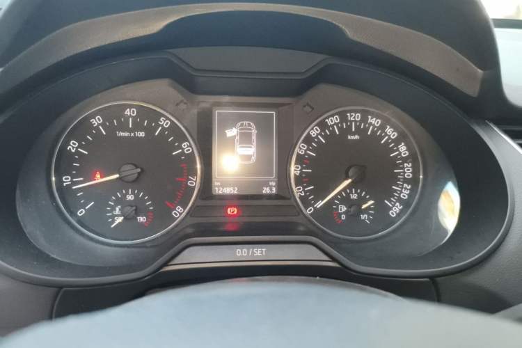 Used Skoda Octavia 2017 1.6L Manual Smart Drive Edition Instrument Cluster