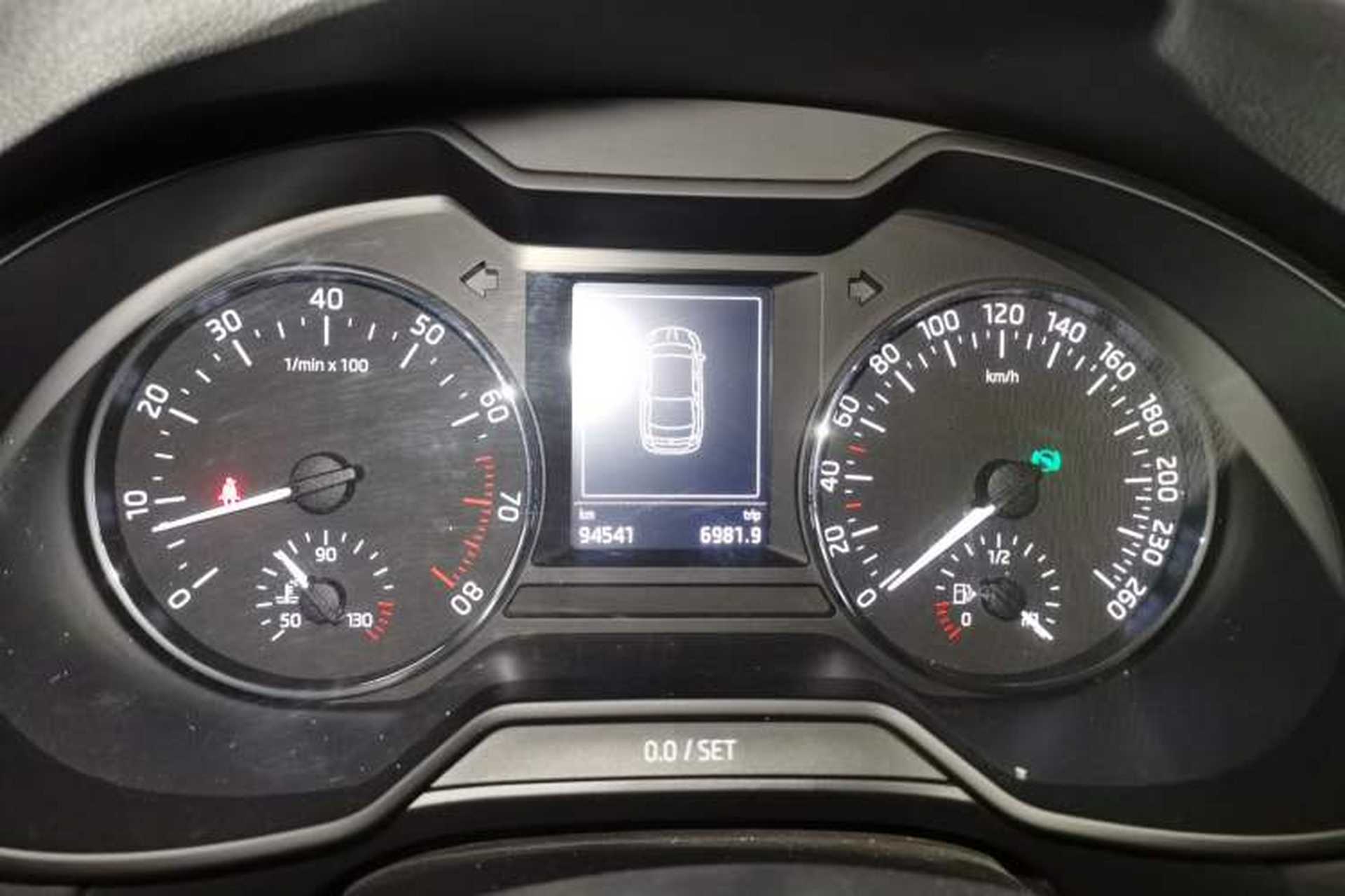 Used Skoda Octavia 2017 1.6L Automatic Smart Drive Edition Instrument Cluster