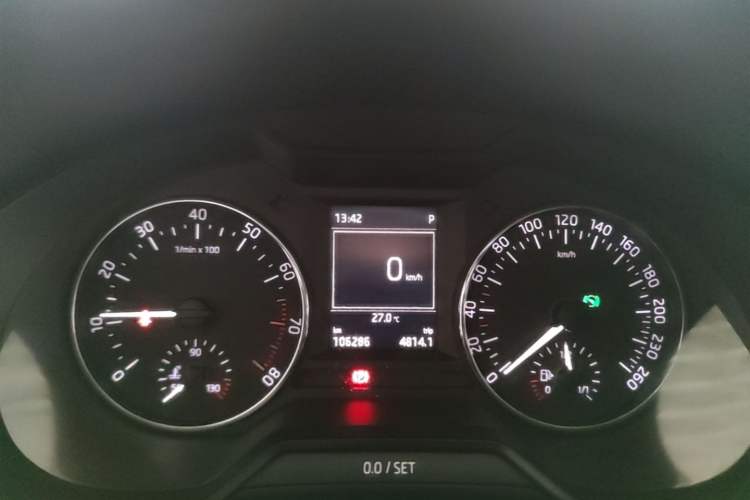 Used Skoda Octavia 2017 1.6L Automatic Smart Drive Edition Instrument Cluster