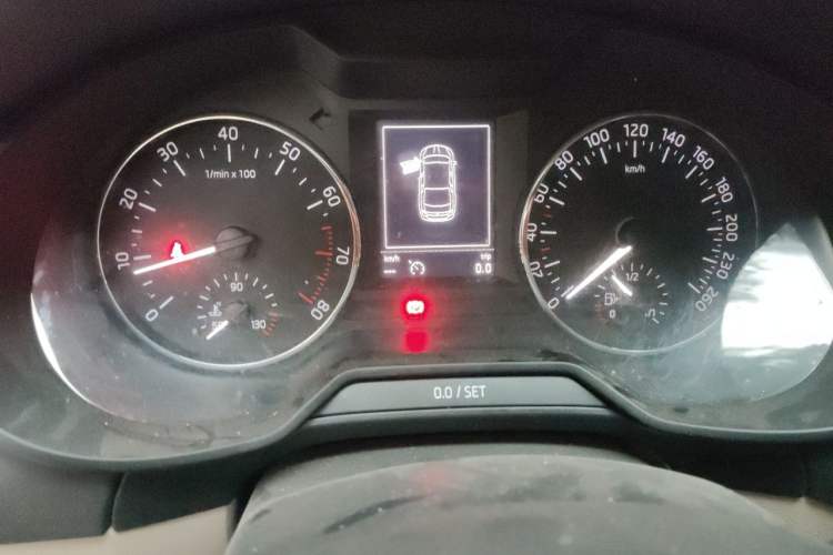 Used Skoda Octavia 2017 1.6L Automatic Smart Drive Edition Instrument Cluster
