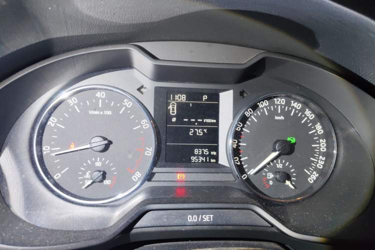 Used Skoda Octavia 2017 1.6L Automatic Chuanxing Edition Instrument Cluster