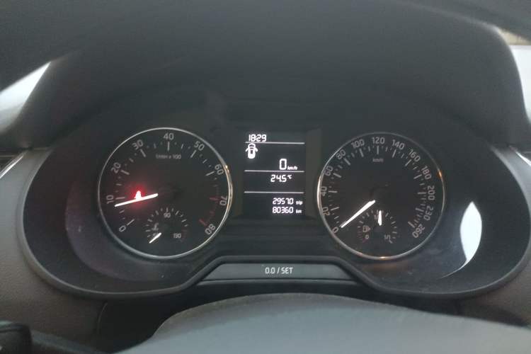 Used Skoda Octavia 2017 1.6L Manual Trend Edition Instrument Cluster