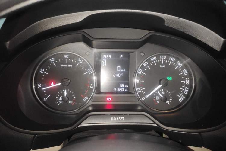 Used Skoda Octavia 2017 1.6L Automatic Chuanxing Edition Instrument Cluster