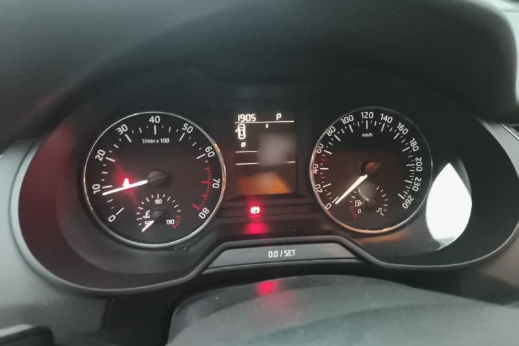 Used Skoda Octavia 2017 Classic Model 1.6L Automatic Standard Edition Instrument Cluster