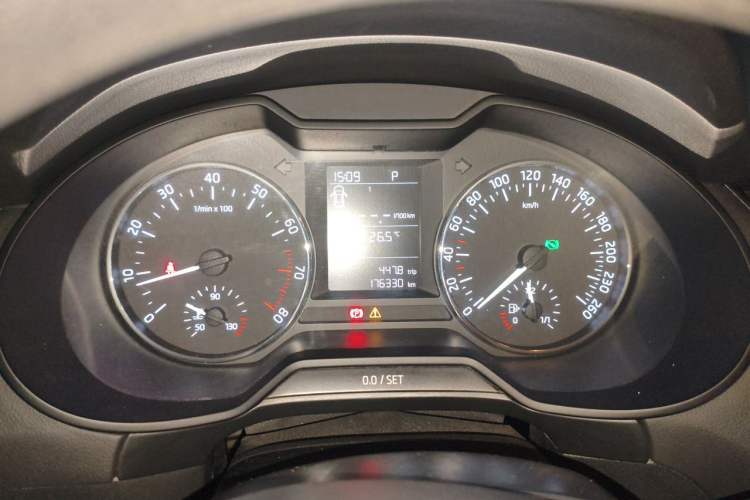 Used Skoda Octavia 2017 1.6L Automatic Chuanxing Edition Instrument Cluster
