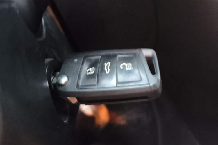 Used Skoda Octavia 2017 Classic Model 1.6L Automatic Standard Edition Interior 1
