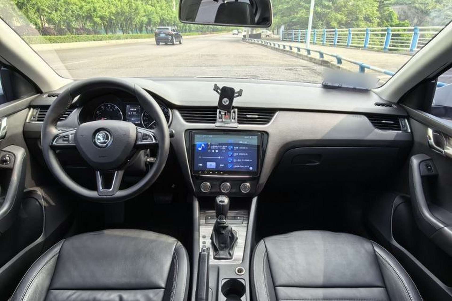 Used Skoda Octavia 2017 TSI280 DSG Smart Drive Edition Interior 6
