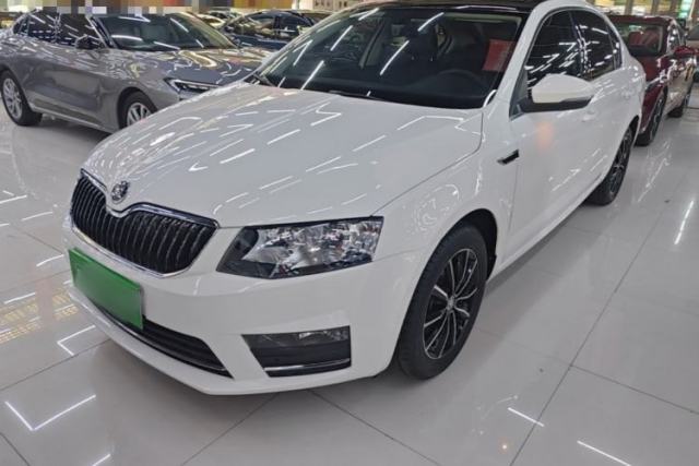 Used Skoda Octavia 2017 1.6L Automatic Smart Drive Edition